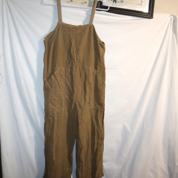 Universal Thread Tan Jumpsuit Overalls - Picture 5 of 11